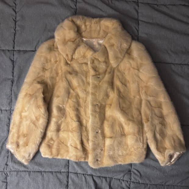 레노마 베이지 아이보리 밍크 퍼 숏 크롭 자켓 재킷