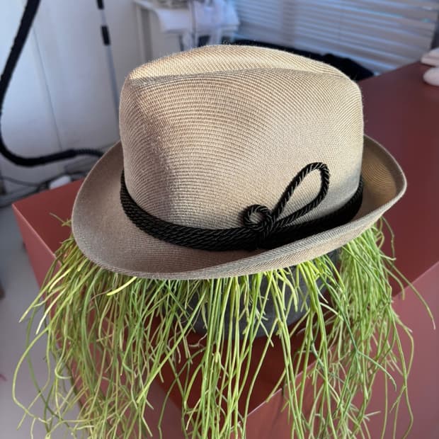 Vintage Dreistem Dralon Hat