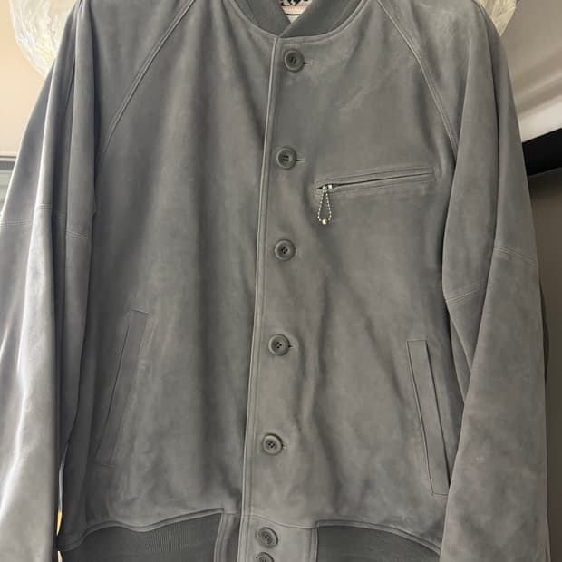 블랙아웃 스웨이드 자켓 그레이