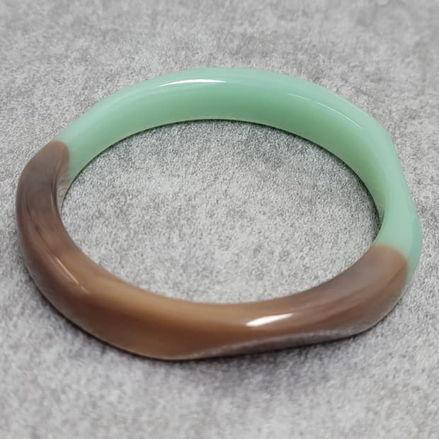 vintage bangle 