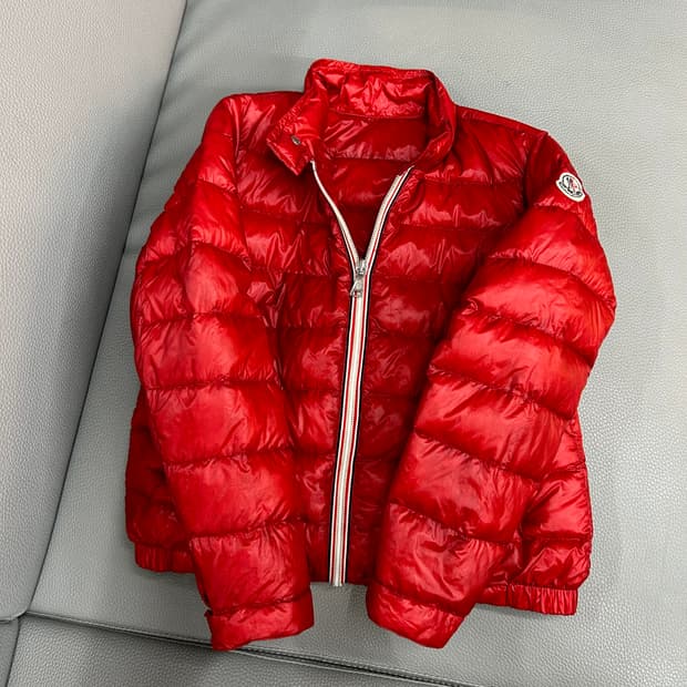 몽클레어 키즈 RIGEL 경량패딩(6세)