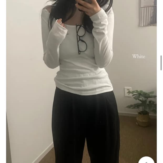 흰색 긴팔티 흰티 기본티 U넥