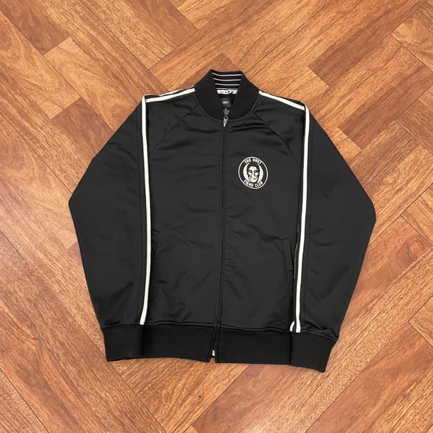 오베이 X 미스핏츠 트랙탑 져지