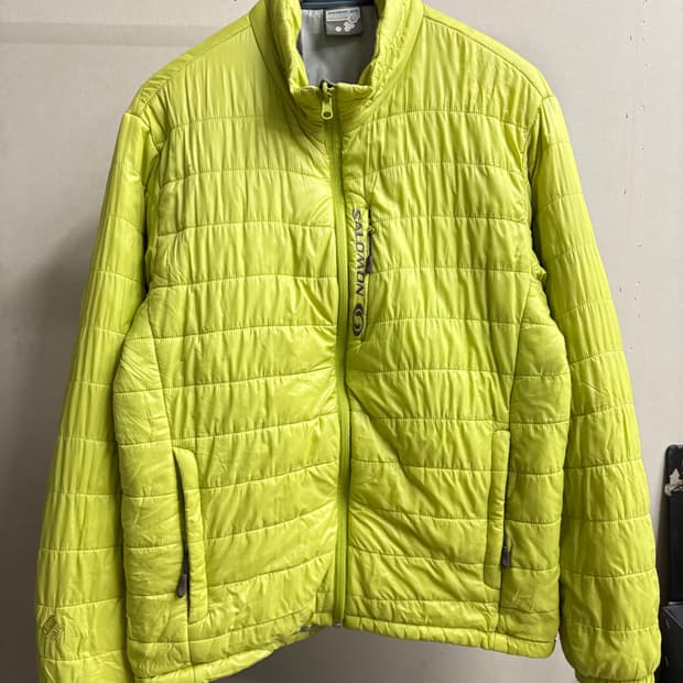 살로몬 레몬 경량 패딩