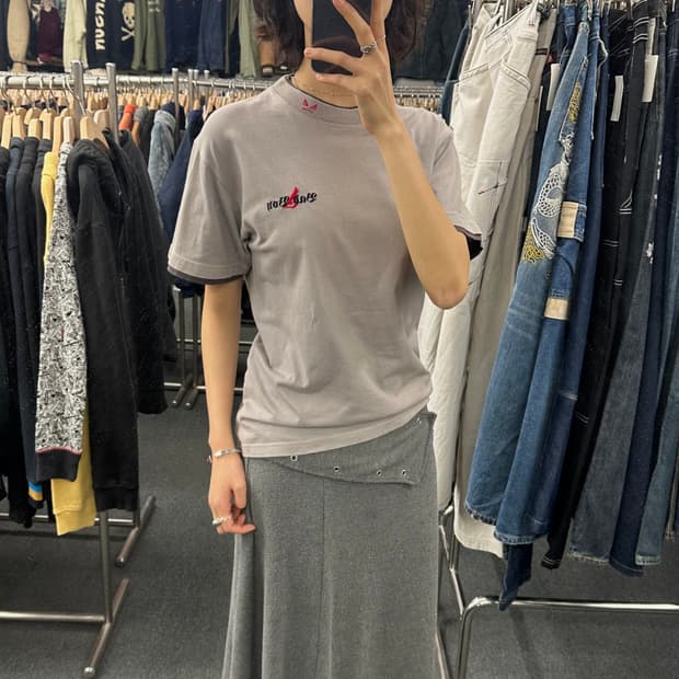 M) 배드보이 빈티지 로고 자수 반팔 티셔츠