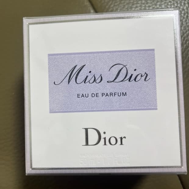 디올 미스 디올 오드퍼퓸 50ml 미개봉 새상품 판매합니다