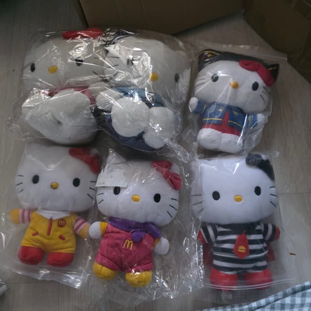 고전 맥토이 키티 일괄