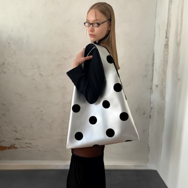 케미컬스포츠 도트 빅 백