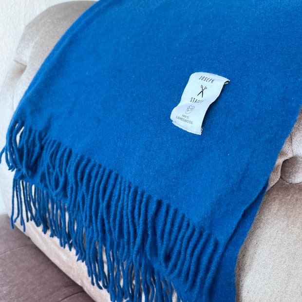 조셉 앤 스테이시 램스울 머플러 숄