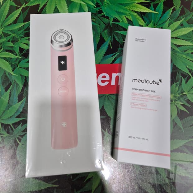 (미개봉새상품)메디큐브 에이지알부스터프로/PDRN 부스터젤 세트