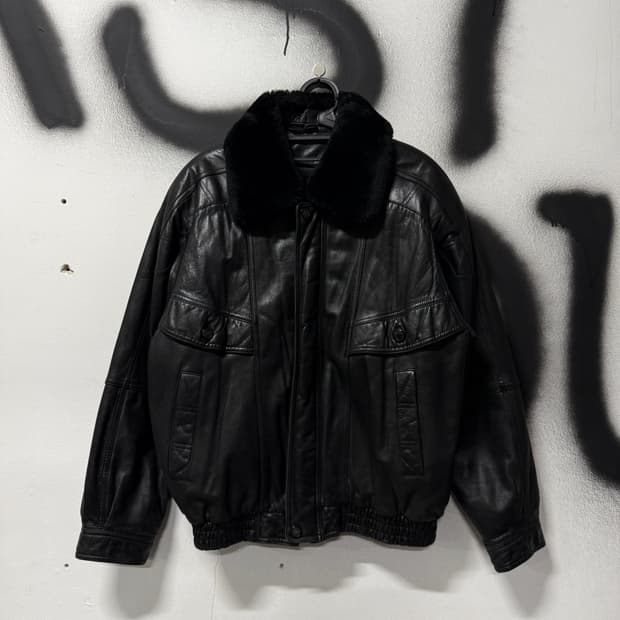 코오롱 100% 쉽스킨 퍼카라, 내피 탈 부착 양가죽 A2 봄버 자켓