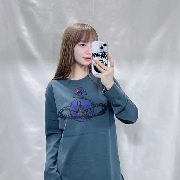 비비안웨스트우드 빅로고 슬리브 