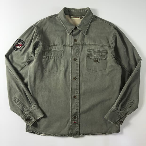 Quiksiver 퀵실버 포켓 아이언 버튼데님 셔츠