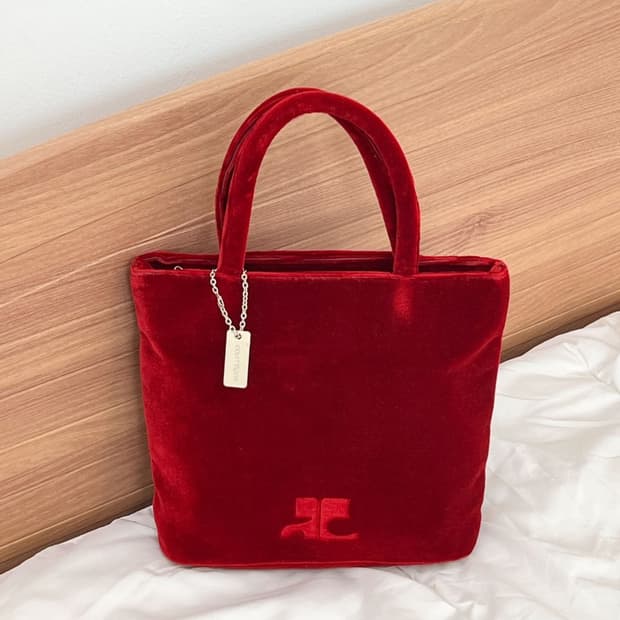courreges / 꾸레쥬 레드 벨벳 토트백
