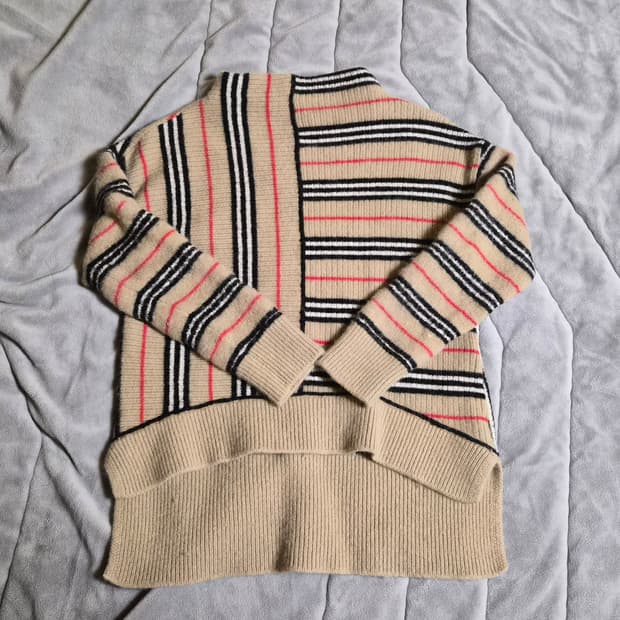 유아용 버버리 패턴 니트