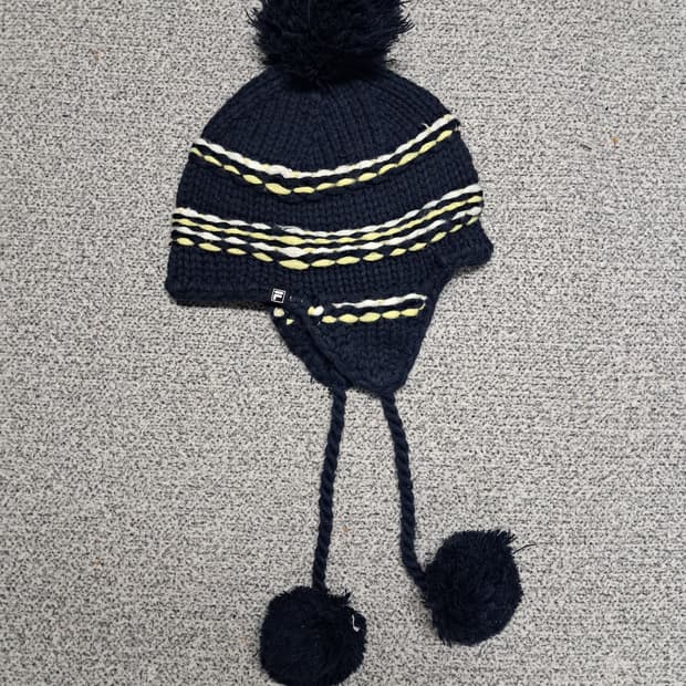 필라 이어플랩 빈티지 비니