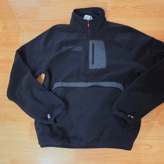 나이키 x 트래비스 스캇 NRG 쿼터 집업