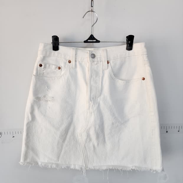 리바이스 화이트 데님 미니스커트