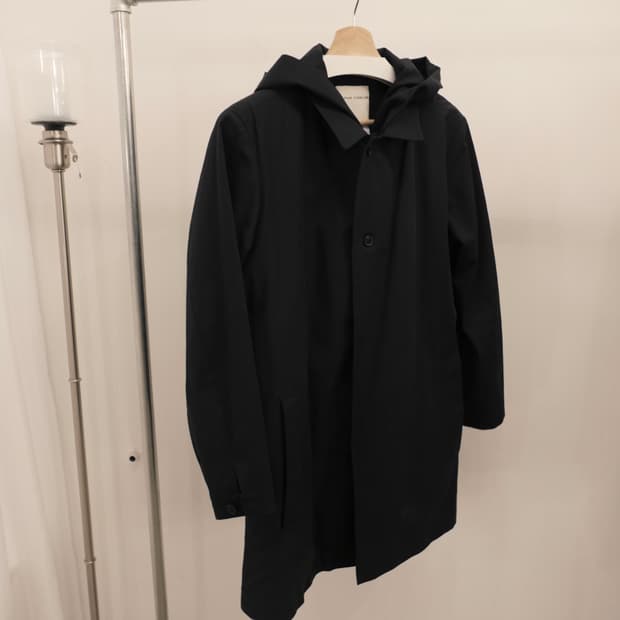 스테판 슈나이더 후디드 코트