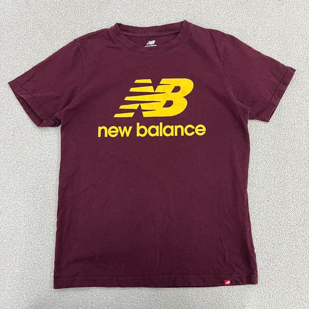 L 뉴발란스 빅로고 반팔 티셔츠 0224M