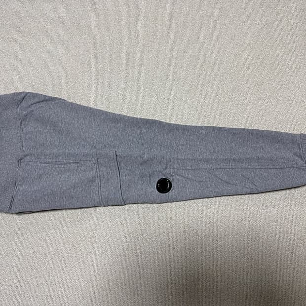 C.P 컴퍼니 트레이닝 조거팬츠 남성용 34인치