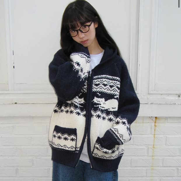 론론 CAT JACQUARD HOOD ZIP UP KNIT NAVY