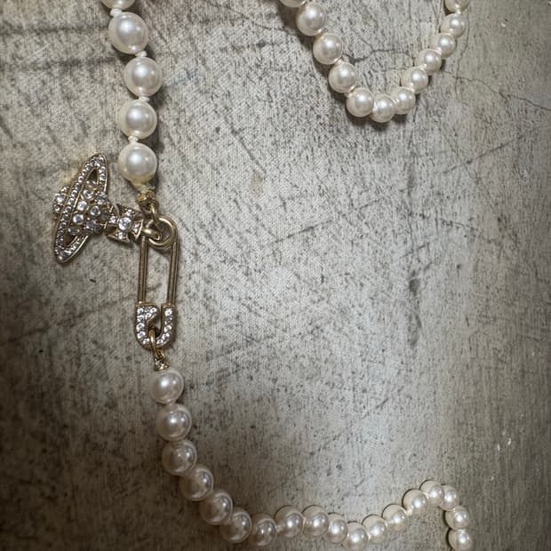 비비안 웨스트우드 진주 목걸이