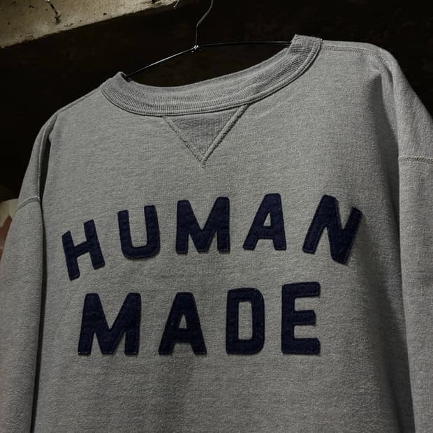 Human Made 휴먼 메이드 로고 넥크루 스웻셔츠