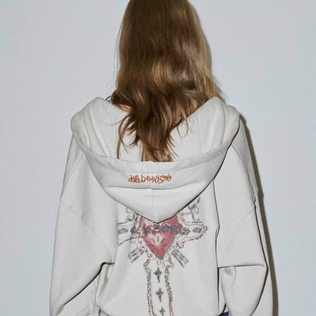 스컬프터 비즈 세인트 후드집업 더티화이트