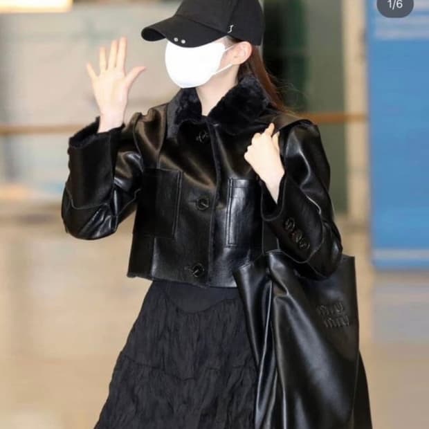 낫유어로즈 장원영 무스탕 