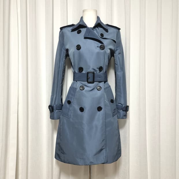 버버리 런던 개버딘 벨티드 트렌치코트 Coal Blue 영국산 /드라이완