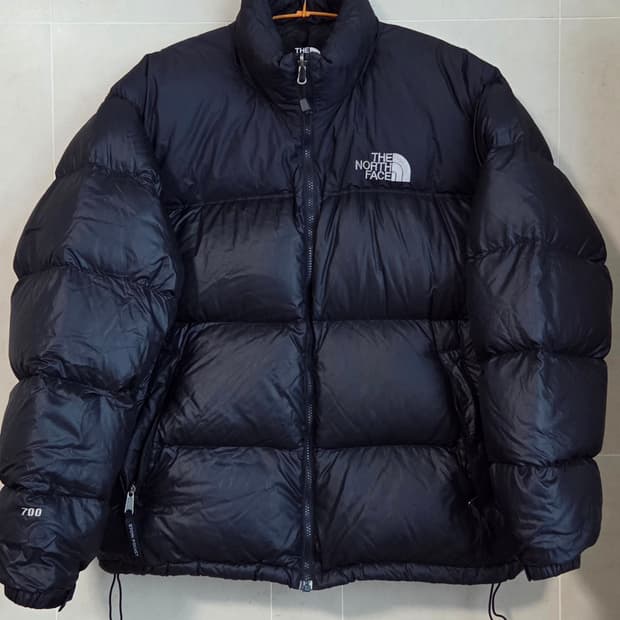 노스페이스 눕시 700 패딩 블랙 XL 105사이즈 택포