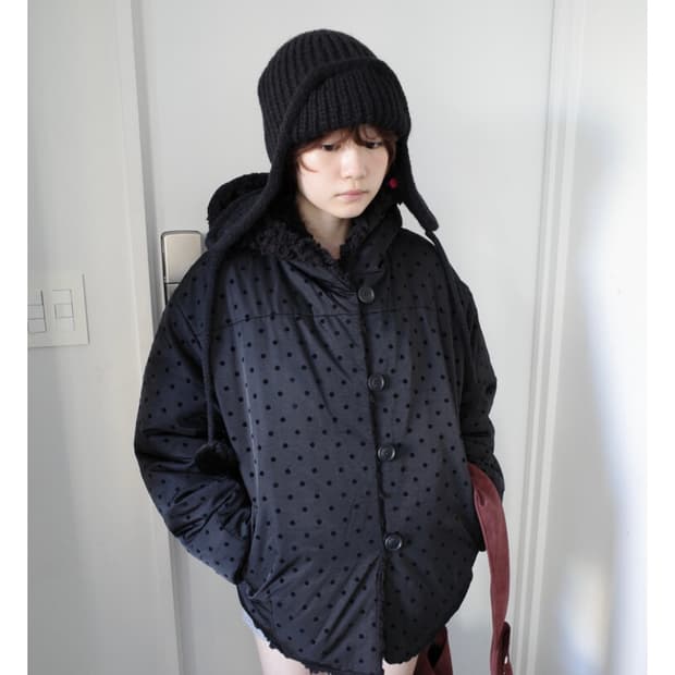 인앤양인하모니 리버시블자켓 패딩 블랙