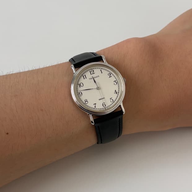1980s The League Pearl Dial Quartz