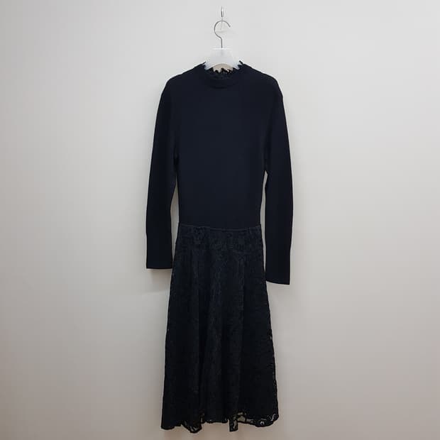 한섬 타임 레이스 배색 캐시미어 롱원피스 F사이즈 (택달린 새제품)