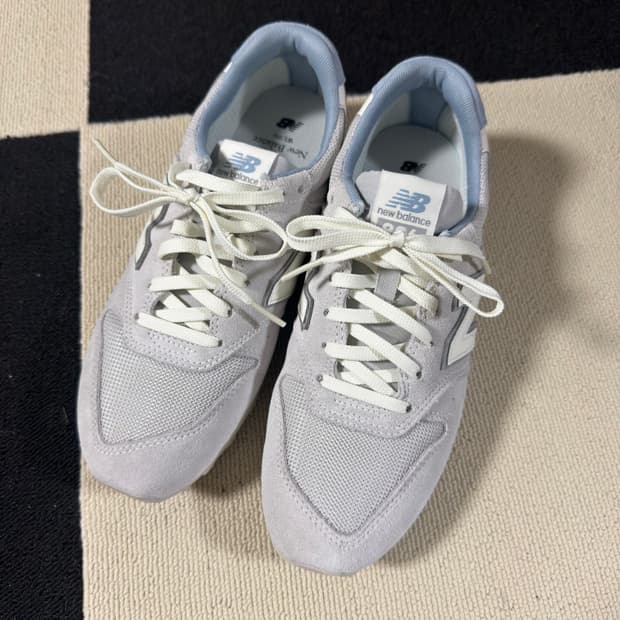 뉴발란스 996 여성 250사이즈