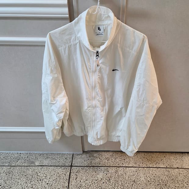 나이키 nrg 오버핏 바람막이