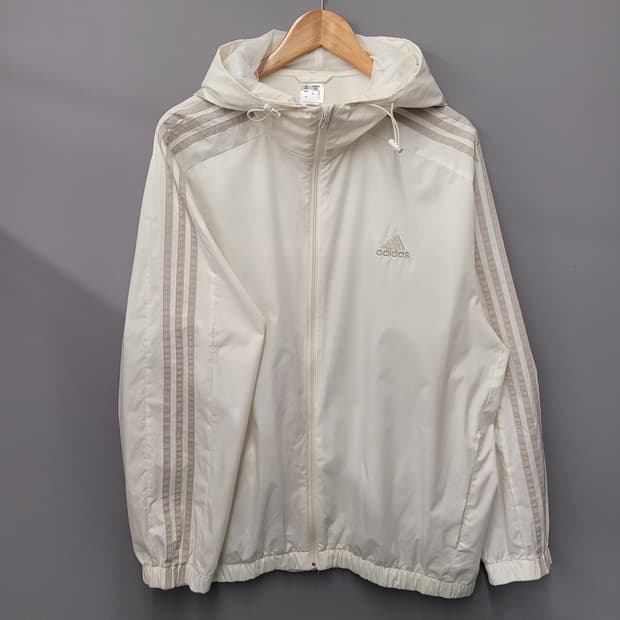 아디다스 에센셜 3s 우븐 바람막이
