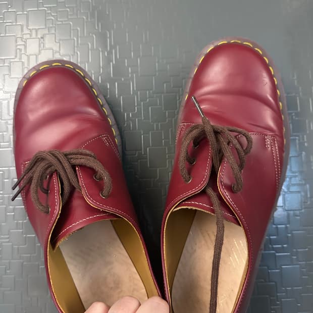 닥터마틴 쾰른 MIE UK 8사이즈 레드