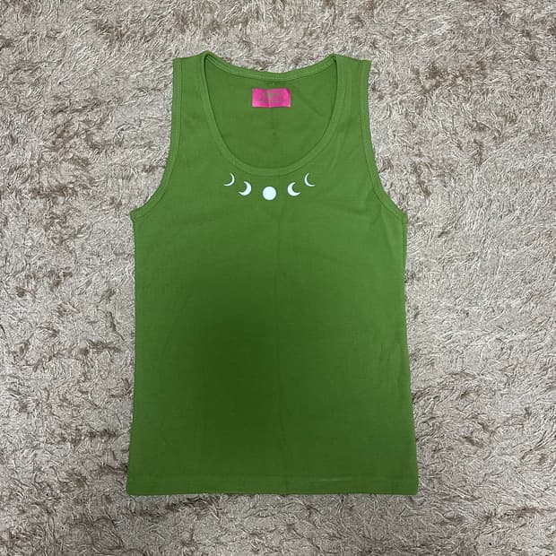 nyxx 엔와이엑스엑스 탱크탑 슬리브리스