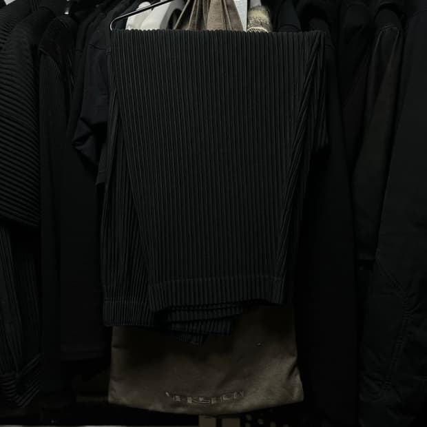 옴므플리세트러커셉업