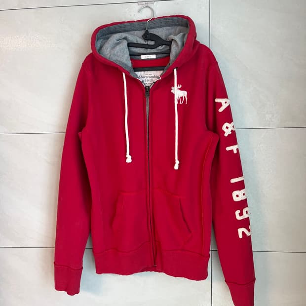 아베크롬비 스펠로고 화이트 순록 대장 후드집업 레드 [M]