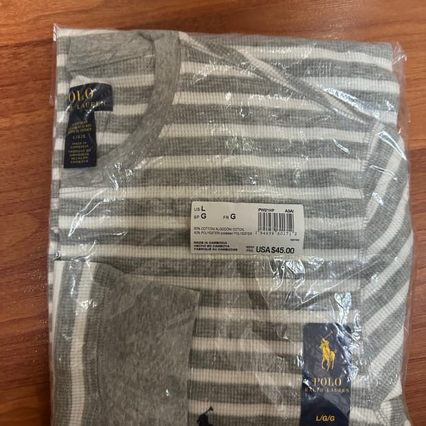 폴로 스트라이프 롱슬리브 L (엄성현)