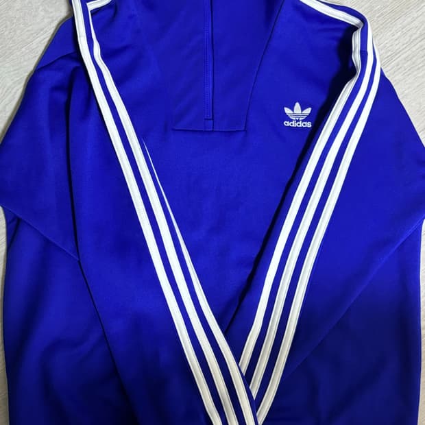 아디다스 트랙탑