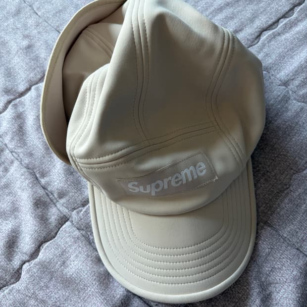 슈프림 윈드스토퍼 이어플랩 캠프캡 스톤 M/L