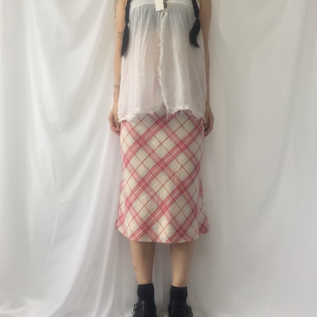 Button point sleeveless