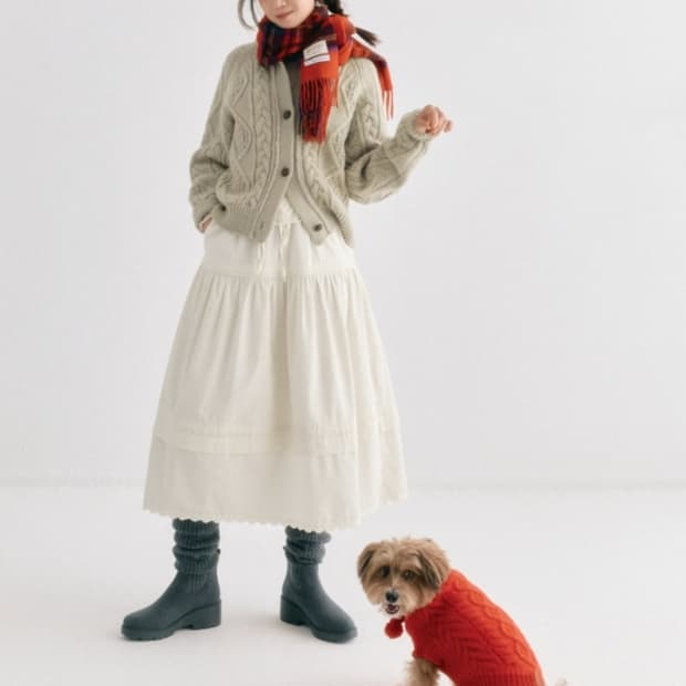 depound corduroy pintuck skirt cream