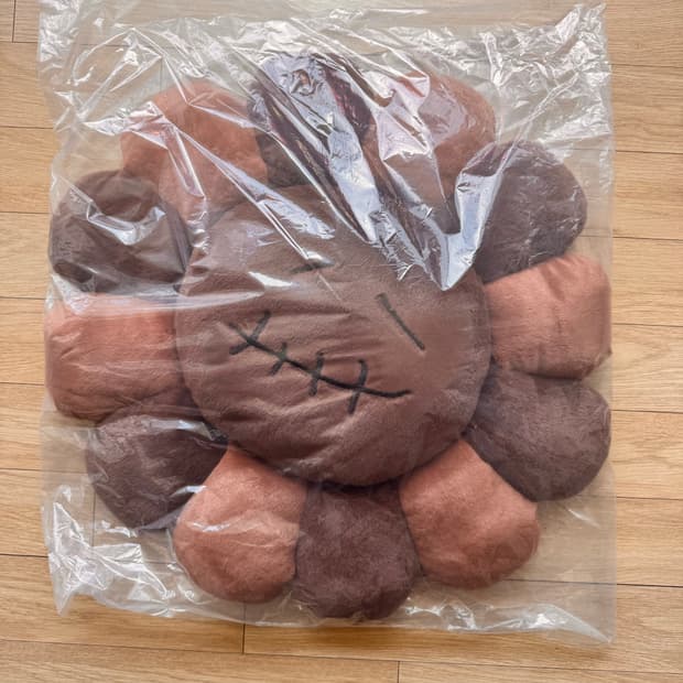 무라카미 타카시 x 트래비스 스캇 캑터스 잭 플라워 60cm 플러시 쿠션