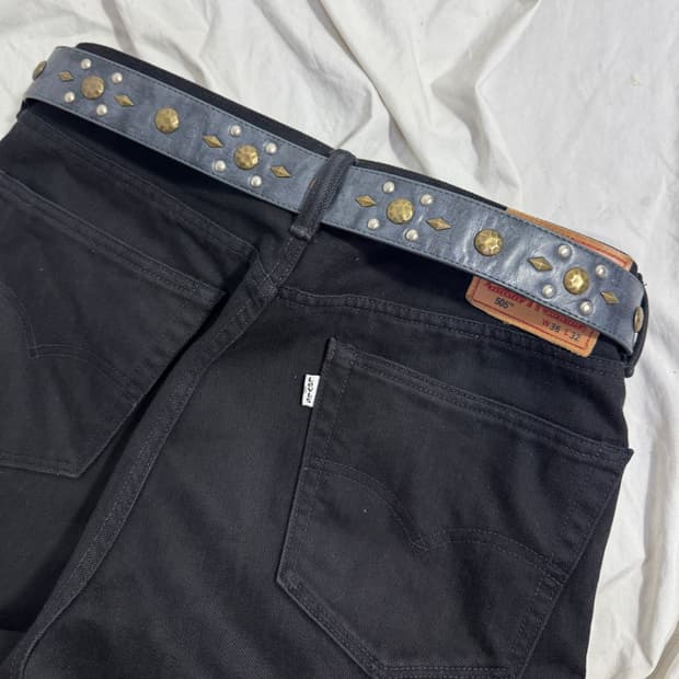 빈티지 오벌 버클 스터드 레더 벨트