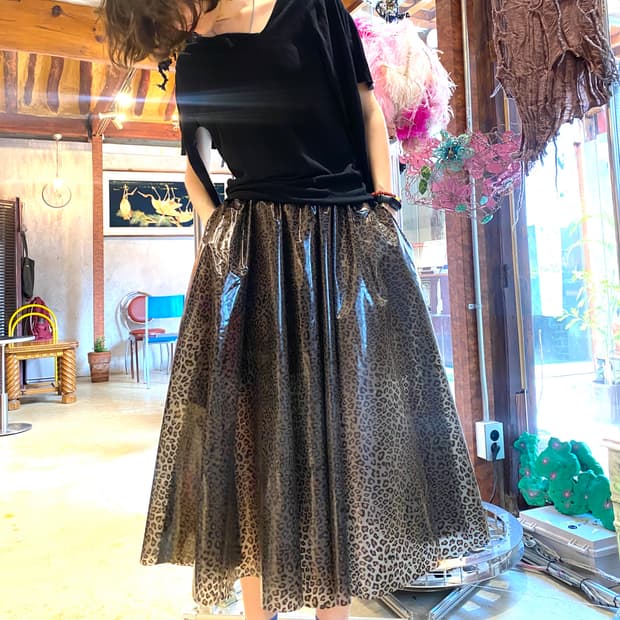 [Archive] MSGM -레오파드(호피) PVC 미디 플레어스커트